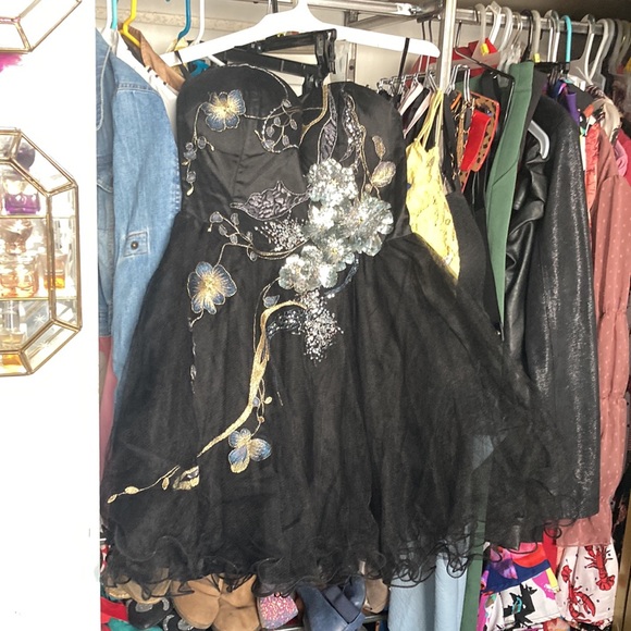 Black tulle dress - Picture 6 of 7